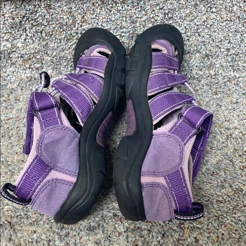 Keen Newport H2 Purple Water Shoes Girls size 3